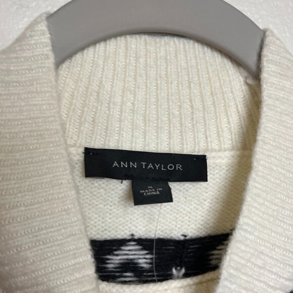 Ann Taylor Jeweled Fair Isle Turtleneck Sweater Color: Winter White Size M - Picture 6 of 9